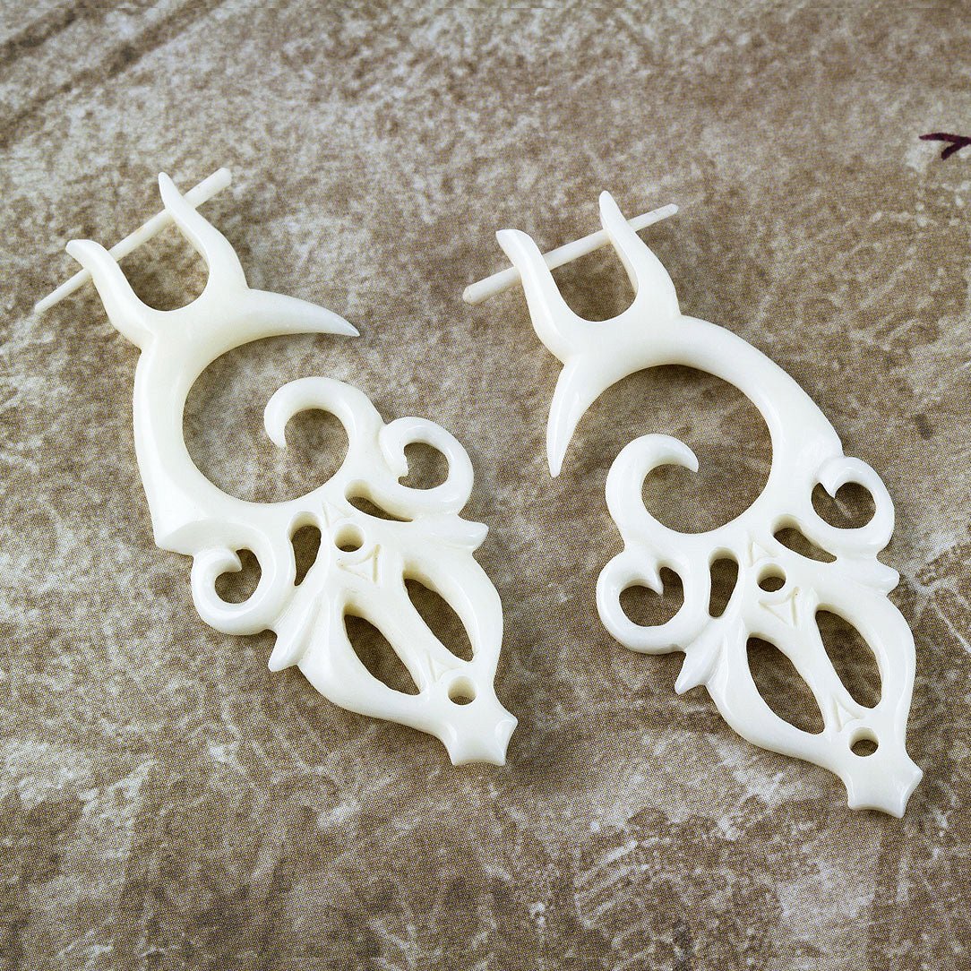 Bianka Crowns - Bone - Tree Spirit Wellness