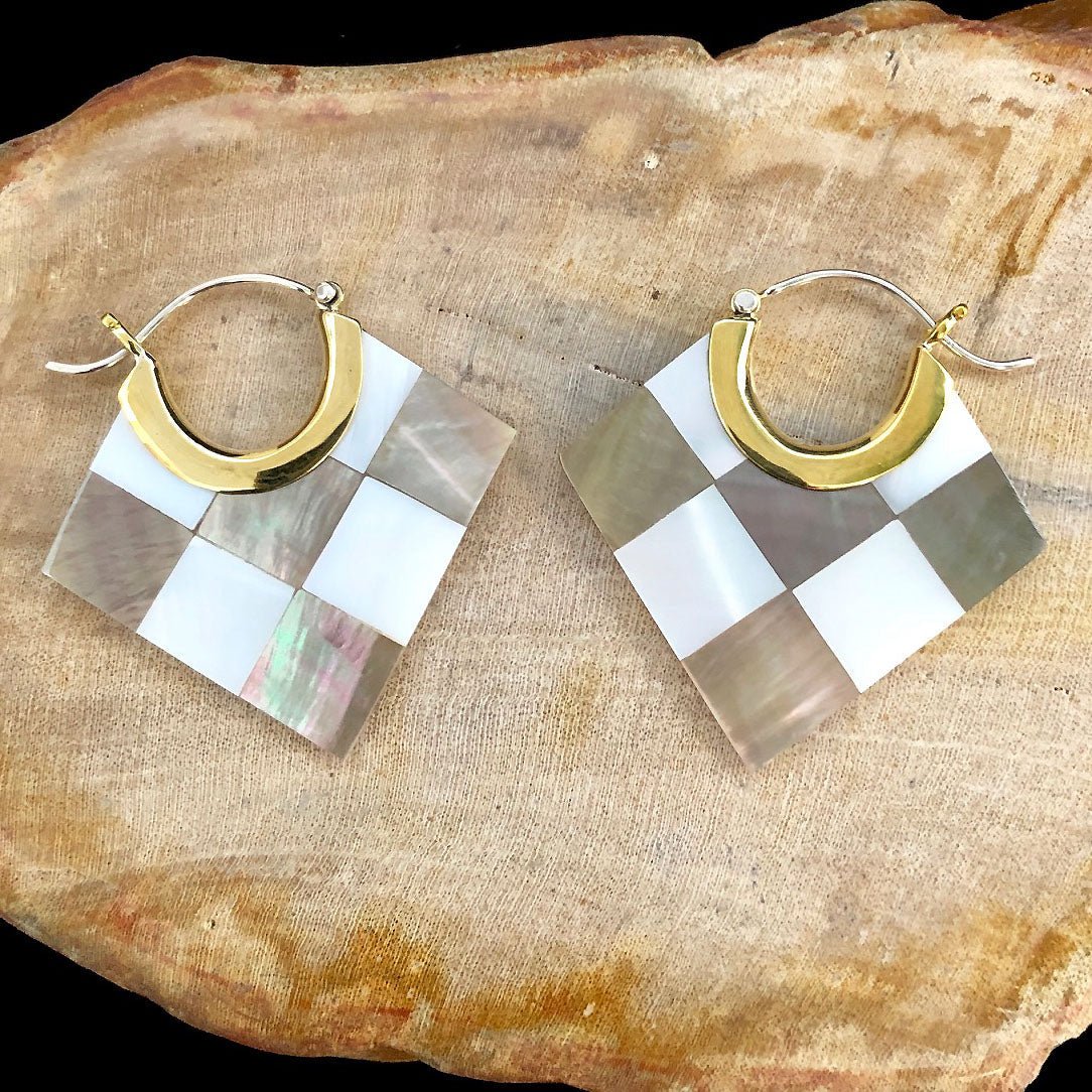 Checkered Diamonds - Shell - Tree Spirit Wellness