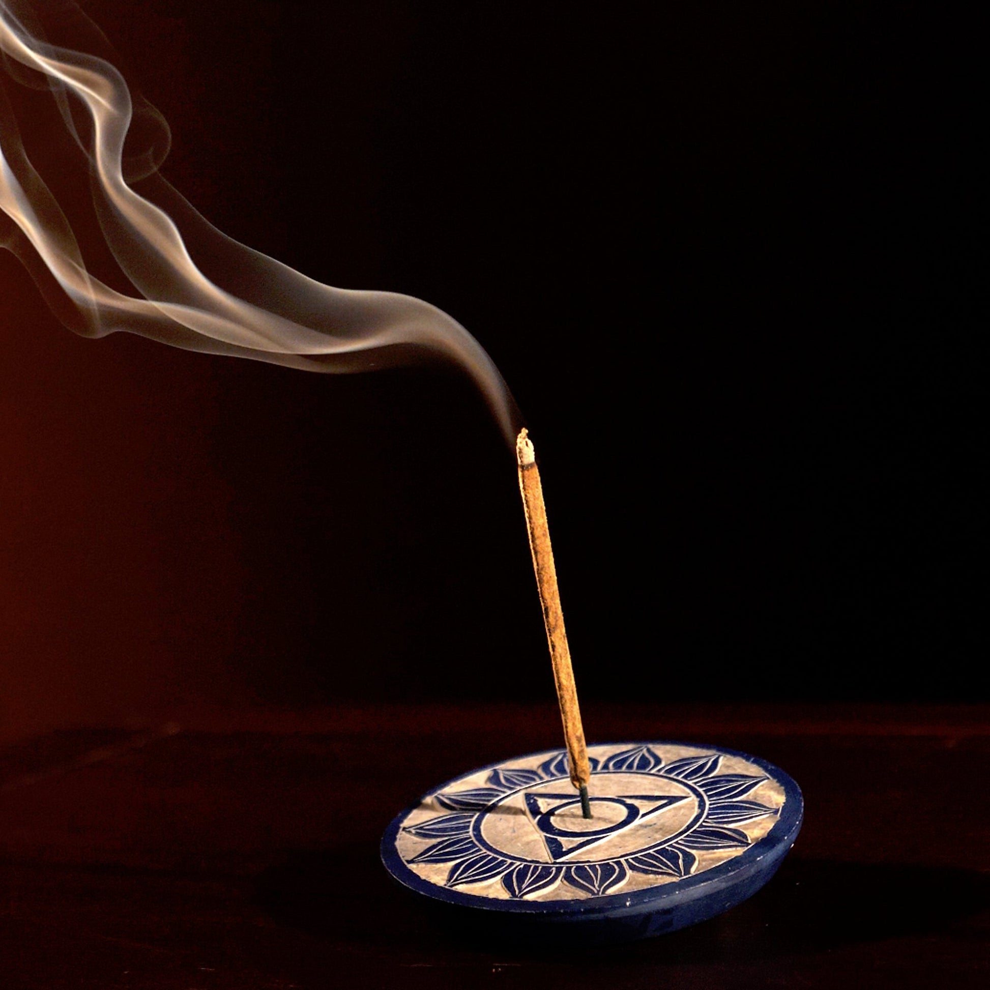 Incense Burner - Soapstone Plate Throat Chakra Vishudha 3" - Tree Spirit Wellness