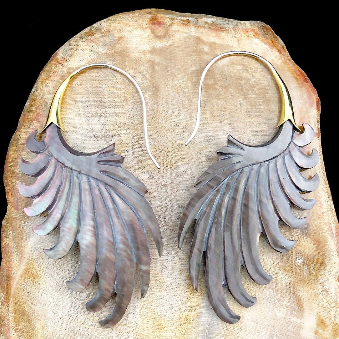 Kamala Wings - Black Shell - Tree Spirit Wellness