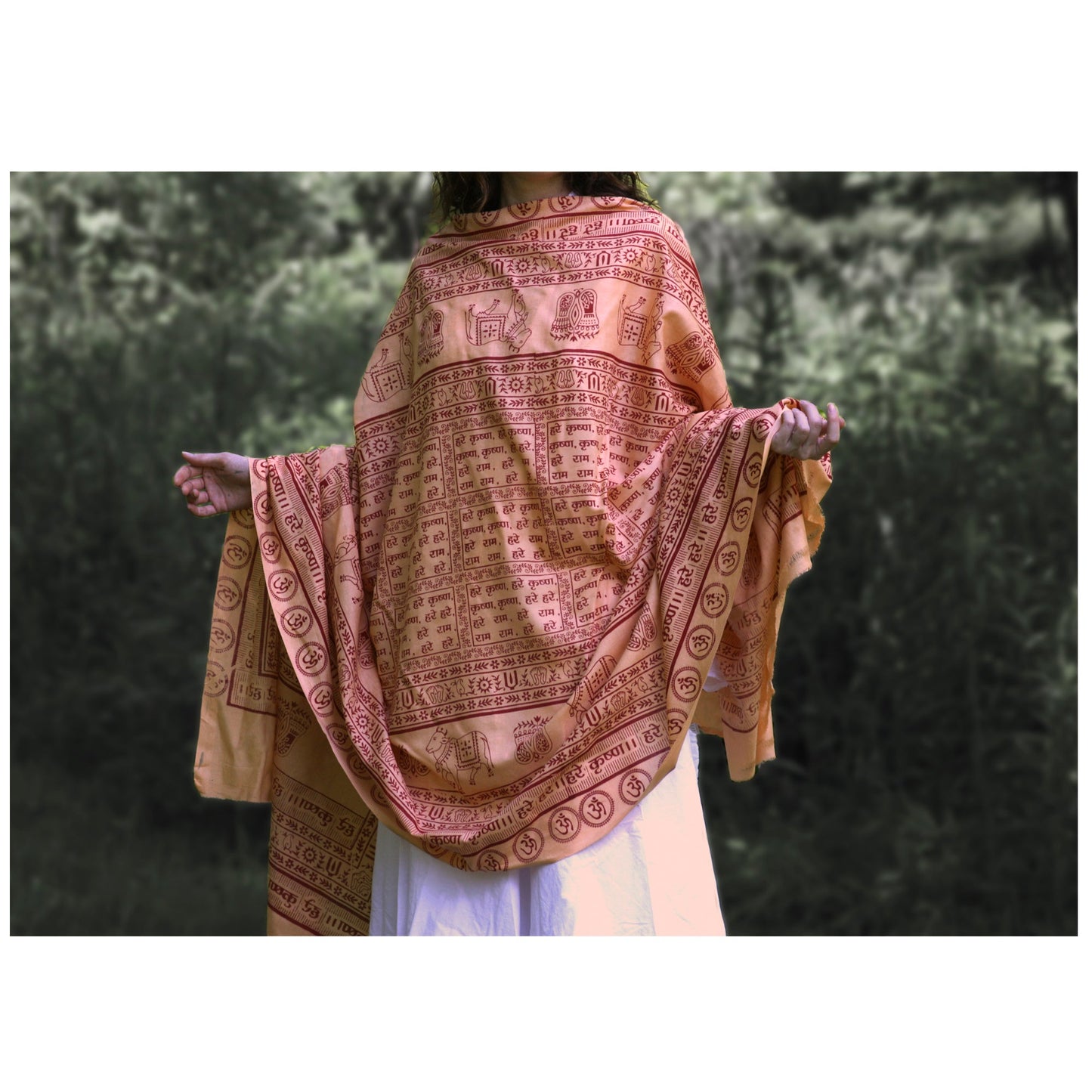 Prabhuji Meditation Yoga Prayer Shawl - Maha Mantra - Peach Large