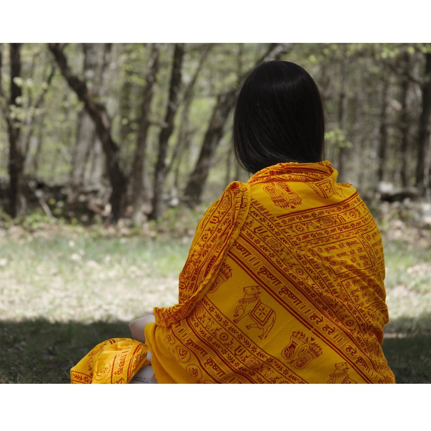 Prabhuji Meditation Yoga Prayer Shawl - Maha Mantra - Yellow Large