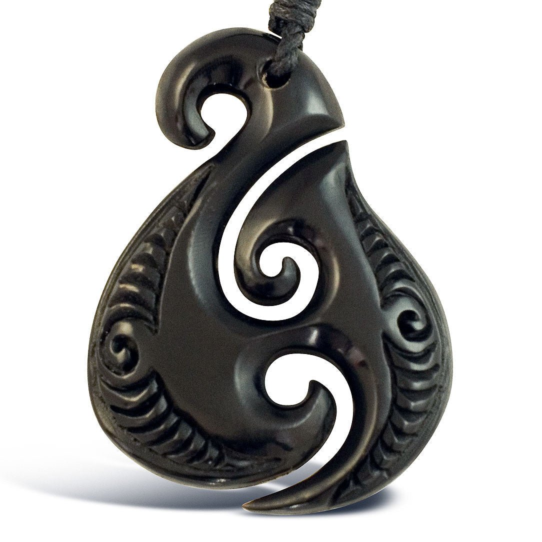Venus Pendant - Horn - Tree Spirit Wellness
